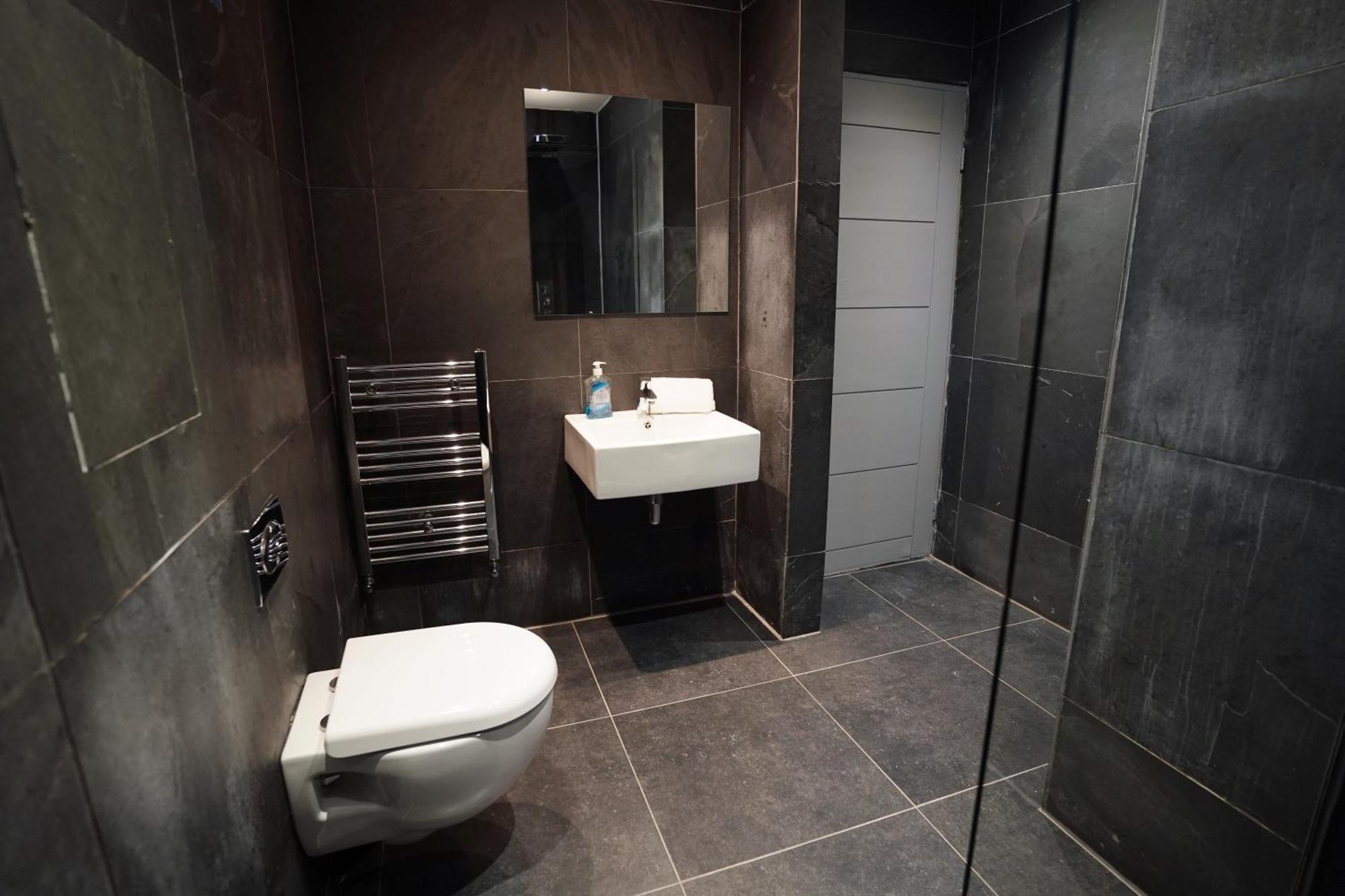 Nero Suite Sleeps Fourteen Manchester Exteriér fotografie